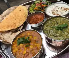 Jujhars Restaurant-Indian Italian Cuisine in Wasserburg